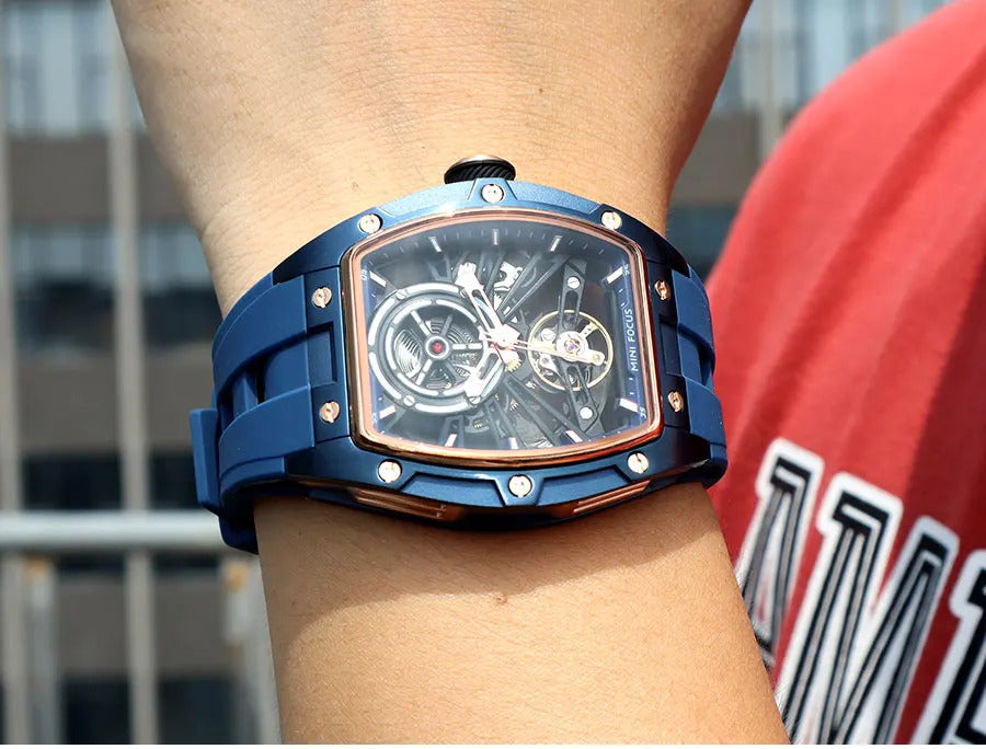MINI FOCUS Men Wristwatch Fashion Black Waterproof Automatic Mechanical Watch with Luminous Hands Silicone Strap Tonneau Dial